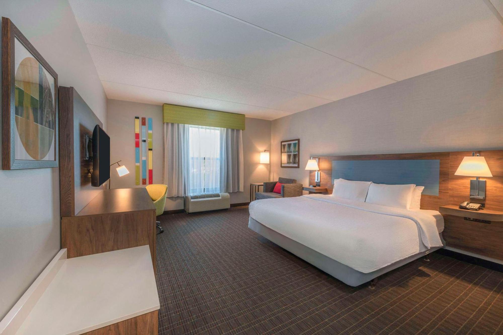 King Room with Accessible Tub - Mobility and Hearing Access/Non-Smoking,1592890095:JPEG